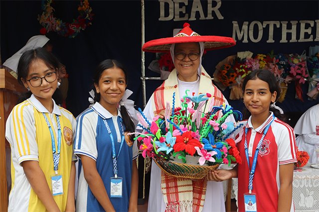 Celebration of Mother's Feast at LFS